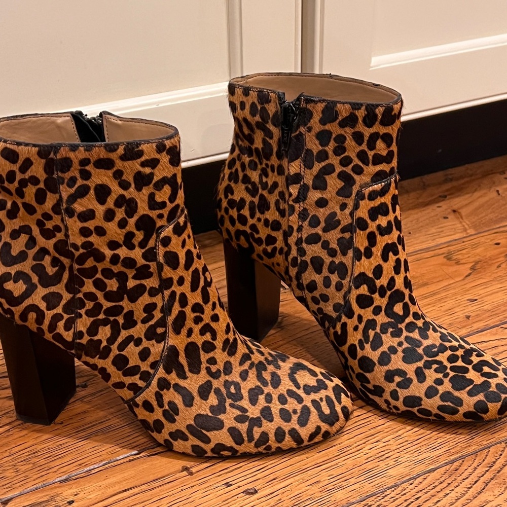 Banana Republic Calf Hair Leopard Boots Size 7